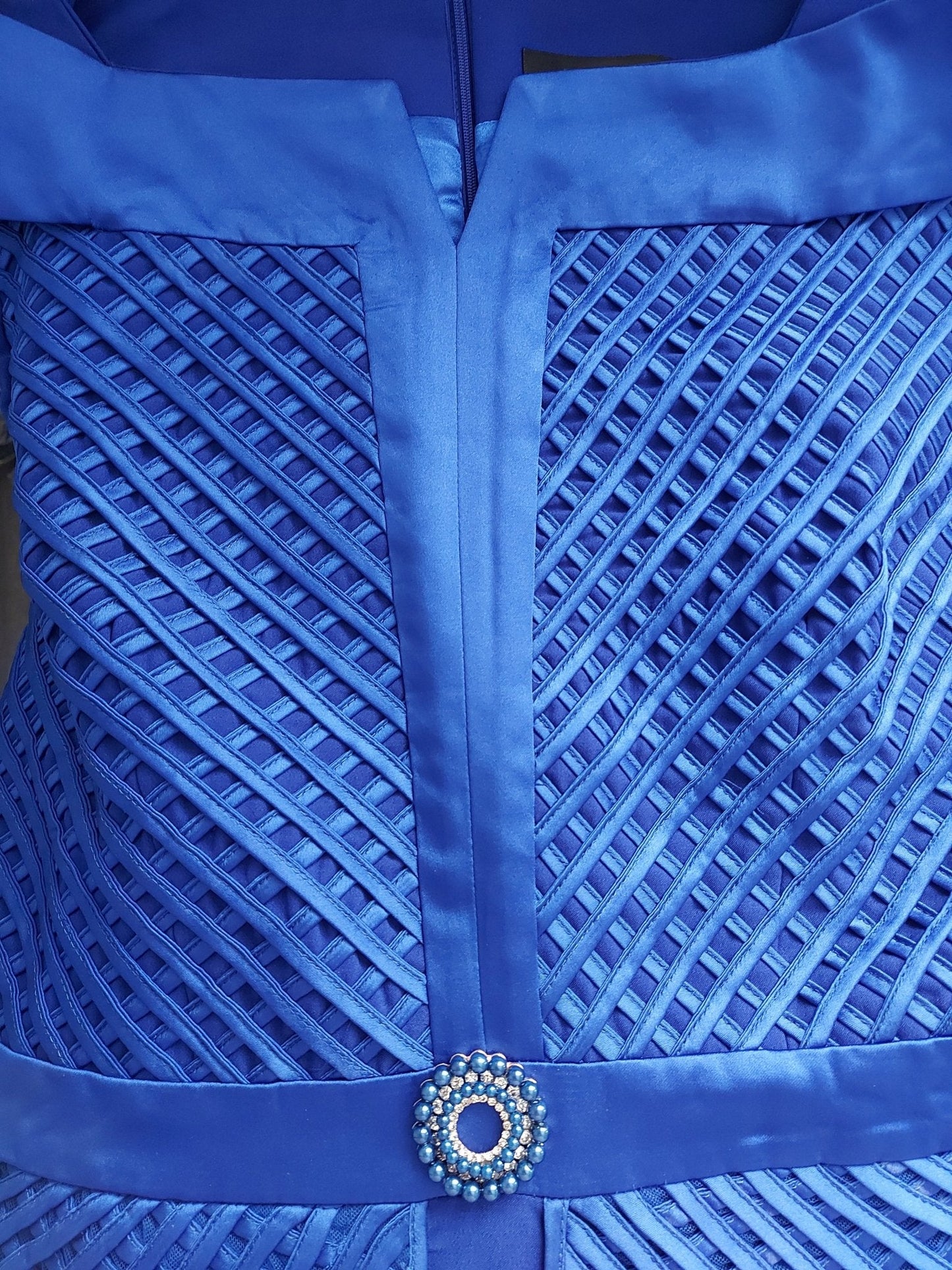 Delicate-weave mother of the bride skirt suit